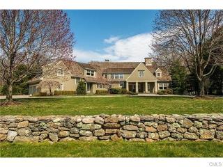 17 Twin Walls Ln, Weston CT  06883-3038 exterior