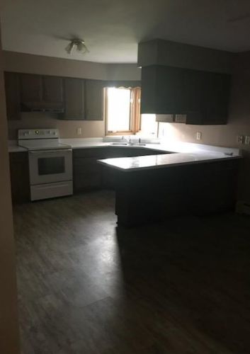 701 Hillcrest Ct, Beaver Dam, WI 53916-2417