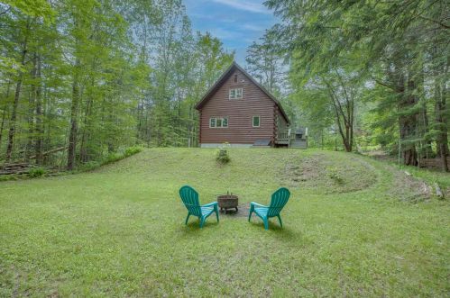 42 Sugar Run, Ellsworth NH  03285-6852 exterior