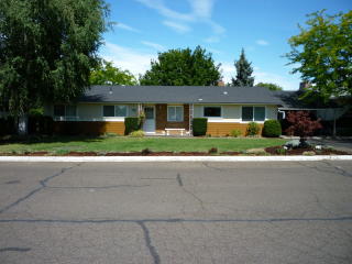 901 Allyn St, Maryhill, WA 98620-9254