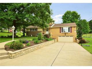 114 Orchard Hilands Dr, Venetia, PA 15367-1209