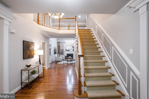 5318 Jacobs Creek Pl, Haymarket VA  20169-6150 exterior