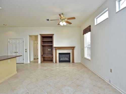 128 Enchanted Dr, Georgetown TX 78633-4534 exterior