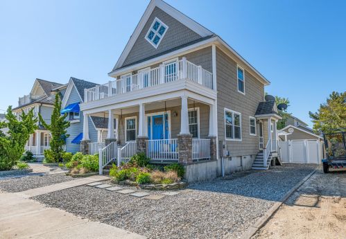 114 7th Ave, Normandy Beach, NJ 08739-3918
