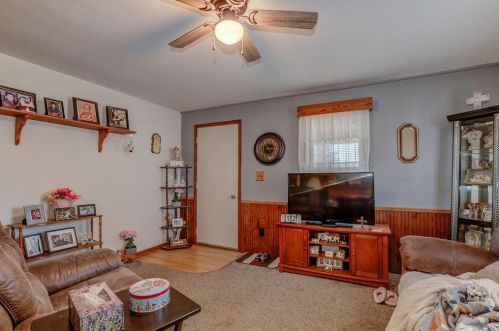 210 Allen St, Franklin OH  45005-2106 exterior