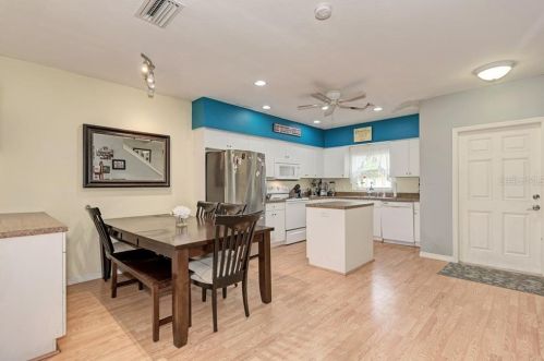 5338 Dream Ln, Nokomis, FL 34275-1451