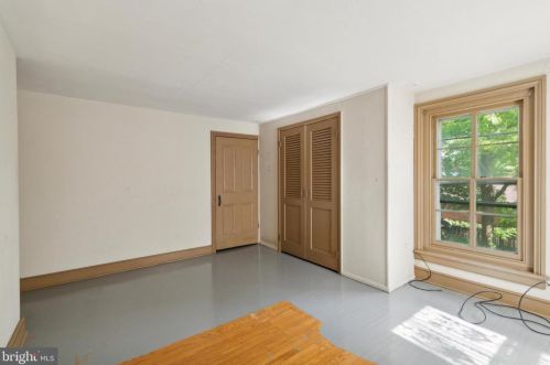 127 Bellevue Ave, Langhorne PA 19047-5264 exterior