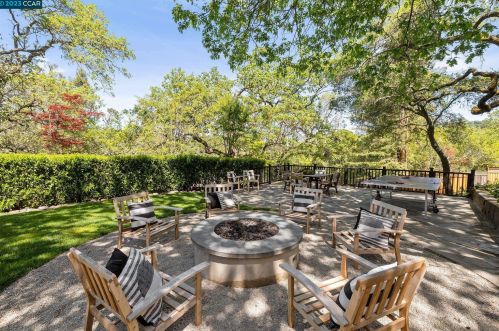 8 Fern Way, Orinda CA  94563-3810 exterior