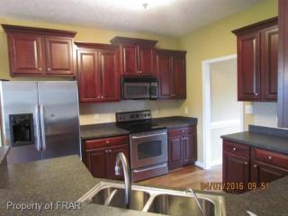 2708 Franciscan Dr, Fayetteville NC  28306-4632 exterior