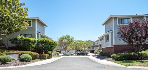 4 Bermuda Ct, Manhattan Beach CA  90266-7240 exterior