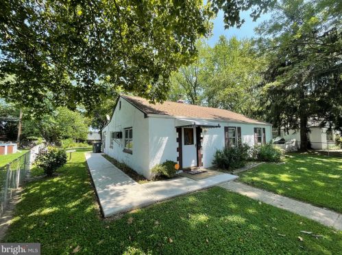 304 Howell Dr, New Castle, DE 19720-7702