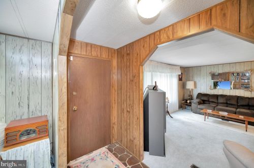 6705 Fisher Dr, Spotsylvania VA  22551-2613 exterior