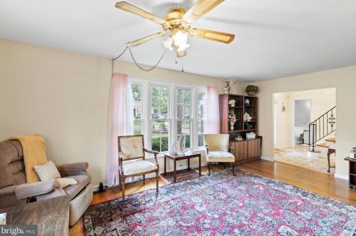 18 Aristone Dr, Berlin Boro NJ  08009-2254 exterior