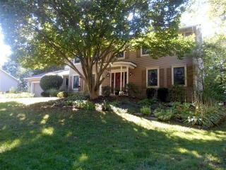 5905 Ballyshannon Cir, Canton, OH 44718-1311