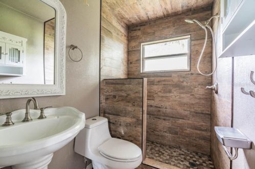 9737 Morehead Ln, Port Richey FL  34668-4233 exterior