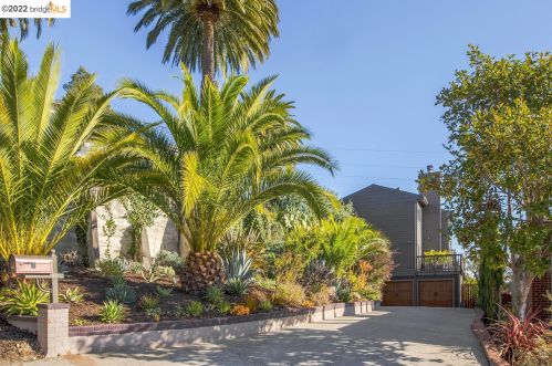 780 Glendome Cir, Oakland, CA 94602-1410