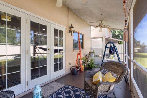 8474 17 Way, Saint Petersburg FL  33702-7235 exterior