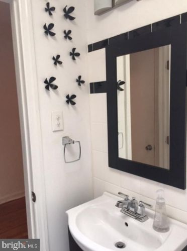 1219 Genesee St, Trenton NJ  08611-1911 exterior