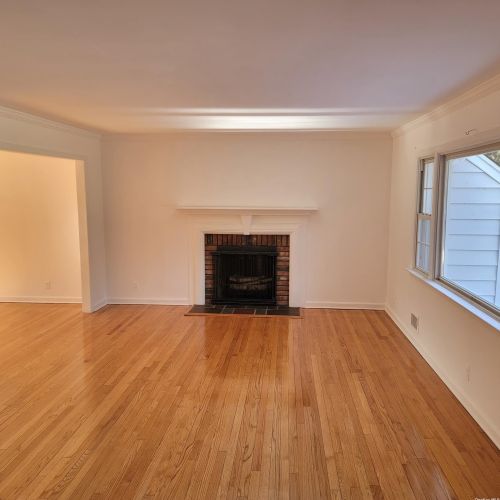 18 Northfield Dr, Northport NY  11768-2413 exterior