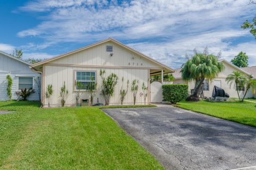 8714 Sol Ter, West Palm Beach, FL 33403-1667