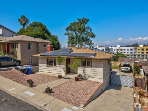 8044 El Capitan Dr, La Mesa, CA 91942-5516