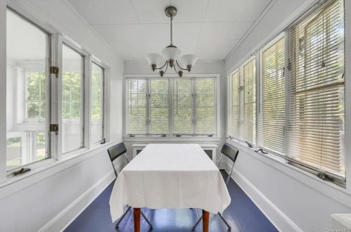 41 Goshen Ave, Washingtonville NY  10992-1117 exterior