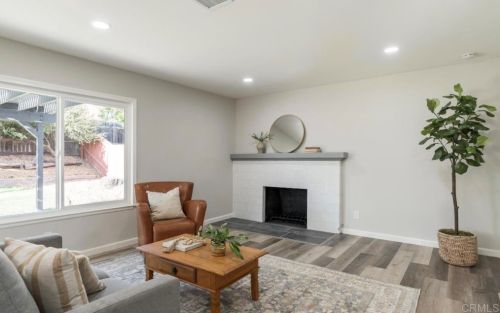 8576 Andromeda Rd, San Diego CA  92126-1802 exterior