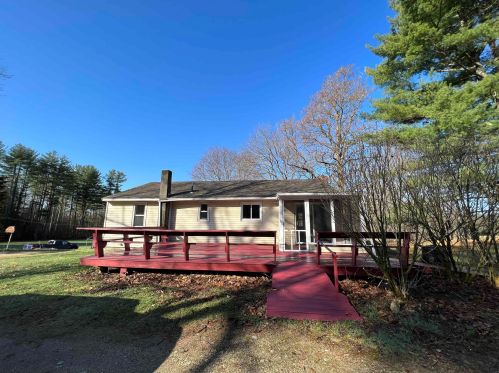 889 Northfield Rd, Hinsdale NH  03451-2511 exterior