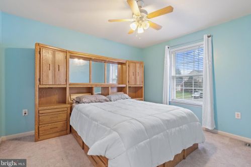 578 Crosswinds Dr, Charles Town WV  25414-3917 exterior