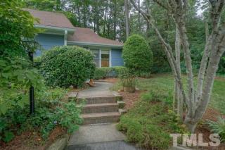 1537 Edgeside Ct, Raleigh, NC 27609-3570