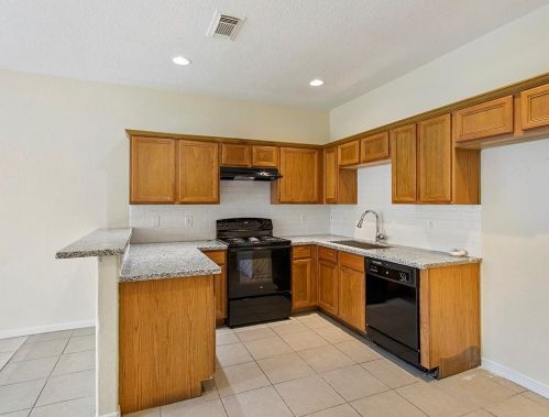 3039 Carlisle St, Morgans Point TX  77571-7019 exterior