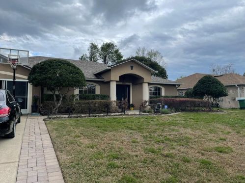 2132 Parkton Dr, Deltona, FL 32725-3131