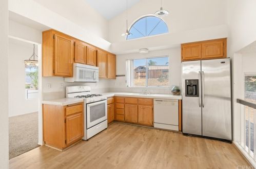 33481 Viewpoint Dr, Wildomar CA  92595-8342 exterior