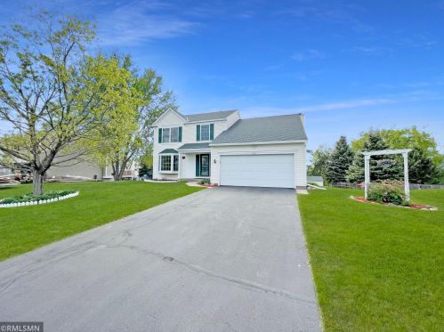 443 Crestview Dr, Saint Paul, MN 55119-6775
