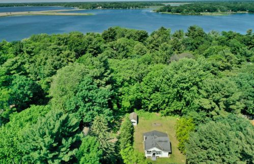 339 Cedar Rd, Lino Lakes MN  55092 exterior