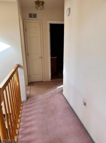 420 Chapman Ct, Hackettstown NJ  07840-1643 exterior