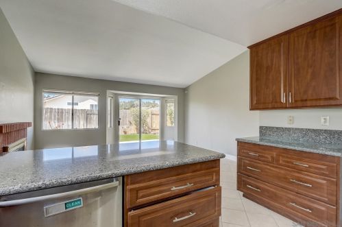 8546 Boothbay Pl, San Diego CA  92129-3725 exterior