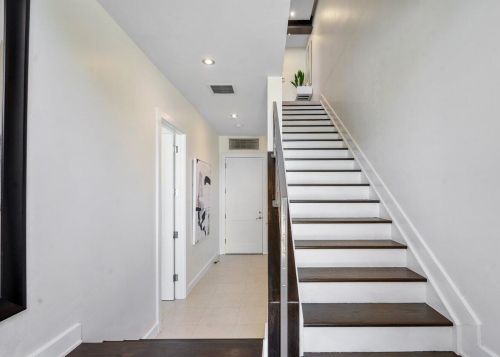169 1st Ave, Delray Beach FL  33444-2611 exterior