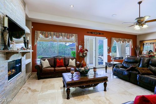 6860 Amber Sun Dr, Scottsdale AZ 85266-7034 exterior