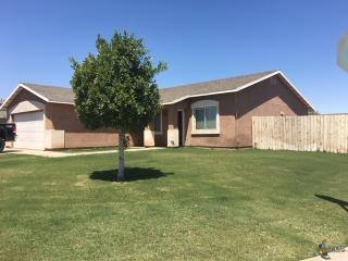 1099 Jones St, Brawley CA  92227-3474 exterior