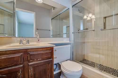 9641 37 Ave, Phoenix AZ 85053-4620 exterior