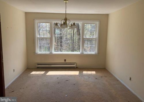 1034 Longspur Rd, Norristown PA  19403-2045 exterior
