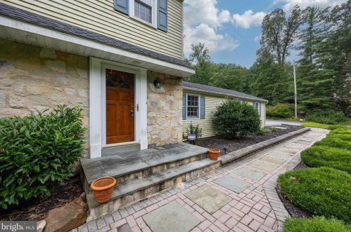 798 Taylor Rd, Downingtown, PA 19335-1633