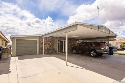 2153 Whitewater Dr, Bullhead City, AZ 86442-5235