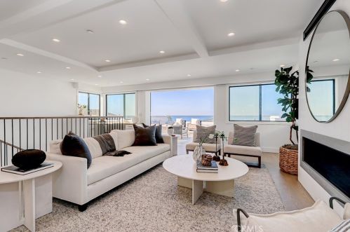 413 Bayview Dr, Manhattan Beach CA  90266-5717 exterior