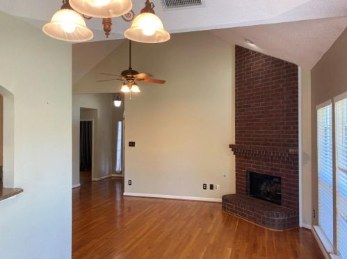 2337 Vetchling Cir, Plano TX  75025-2100 exterior