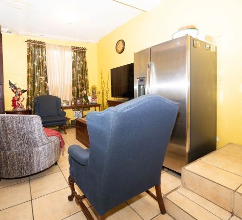 2309 Wilmington Ave, Compton CA 90220-5449 exterior