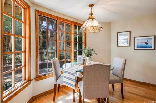 17 Malaga Pl, Manhattan Beach CA  90266-0072 exterior