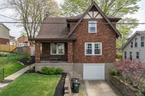 14 Beechwood Ave, Newport, KY 41075-2108