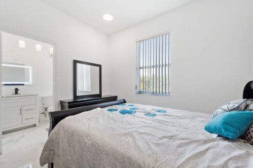 2504 Shoma Dr, West Palm Beach FL  33414-4357 exterior